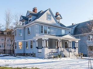 1586 Centre St, Newton, MA 02461