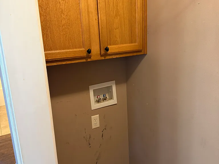 1845 Arden Ln — Photo 16