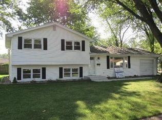 802 Thomas Dr, Momence, IL