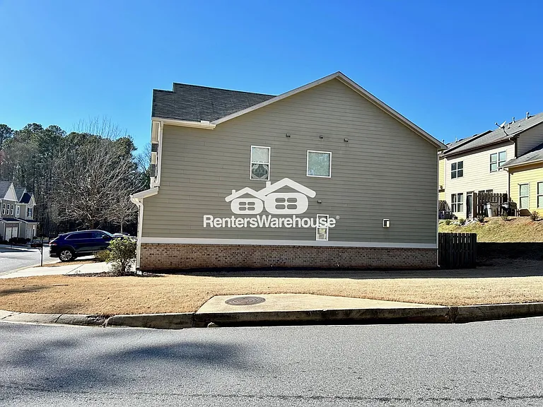 1761 Orange Grove Pl — Photo 14