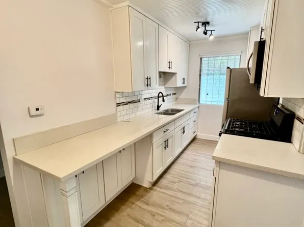 726 N Alfred St, West Hollywood, CA 90069