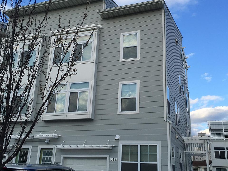 1st image of 182 Sea Grass Ln