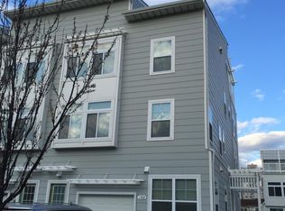 182 Sea Grass Ln, Arverne, NY 11692
