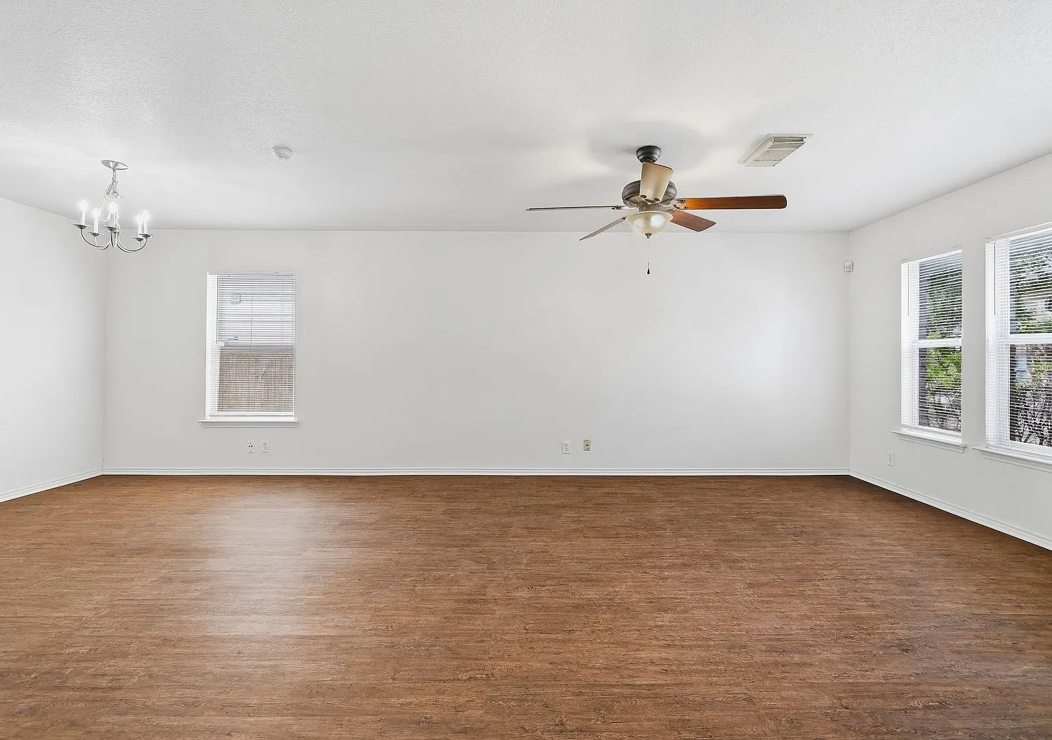 Two-Story Home with Modern Amenities and Prime Location — Photo 3