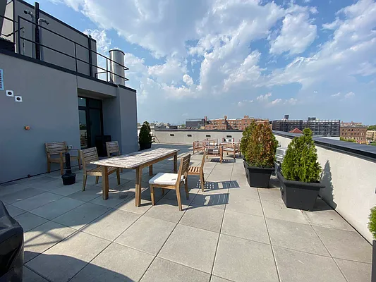 Rented by Lodger Corp | media 13