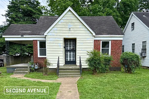 2551 Arlington Ave Photo 1