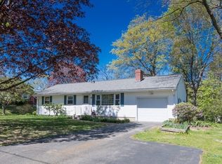 16 Highland Cir, Hadley, MA 01035