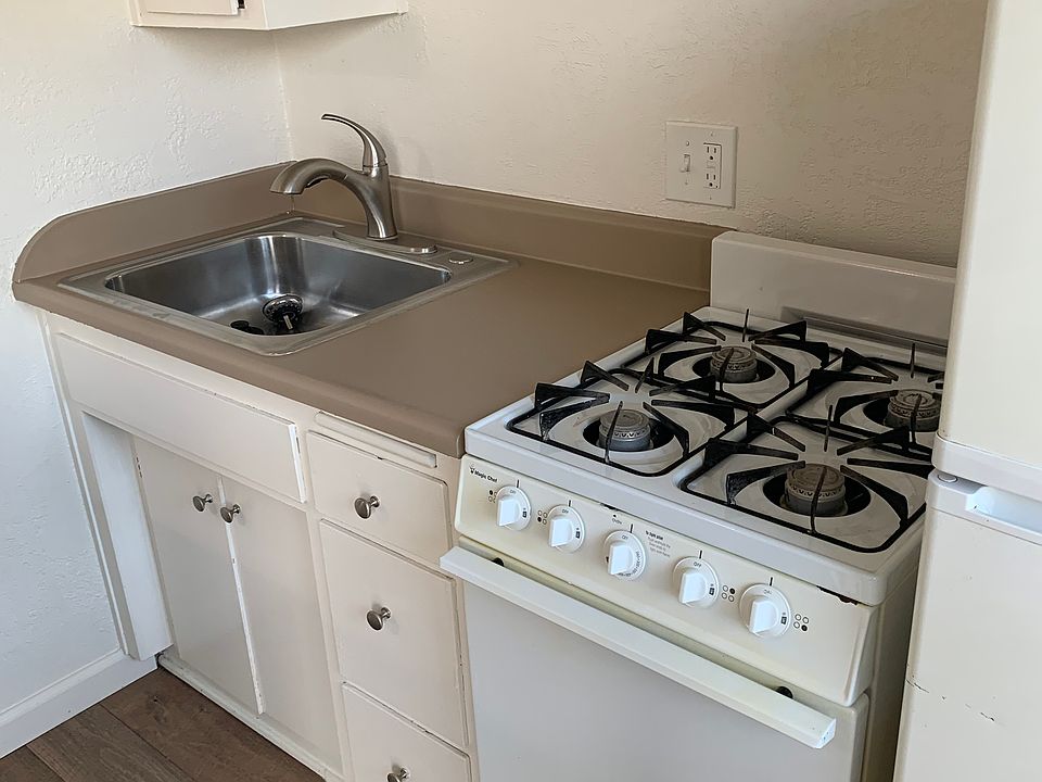 1st image of 663 Eucalyptus Ave #10