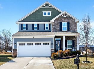 9479 Whispering Stream Ct, Centerville, OH 45458