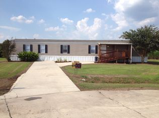 127 Honeysuckle Dr, Thibodaux, LA 70301