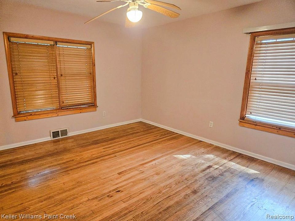 2438 Archdale, photo 29