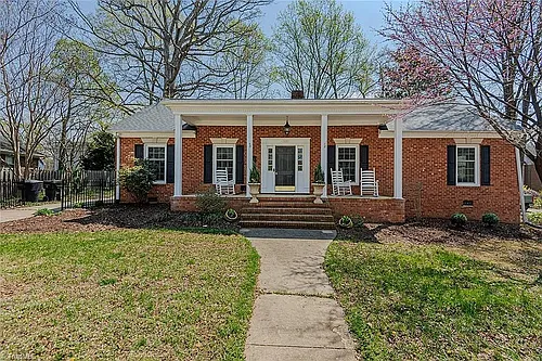 2822 Bedford St Photo 1