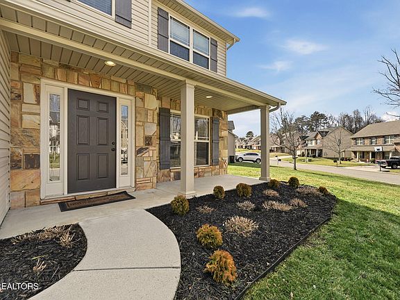 4th image of 1632 Dempsey Rd