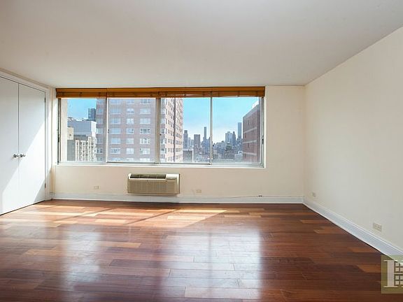 4th image of 353 E 72nd St APT 23C