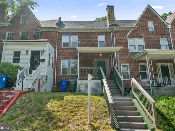 2582 Druid Park Dr, Baltimore, MD 21215