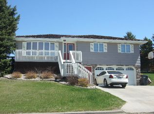 201 Terrace Rd, Chamberlain, SD 57325