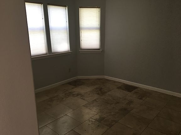 5th image of 2001 Parker Ln APT 125