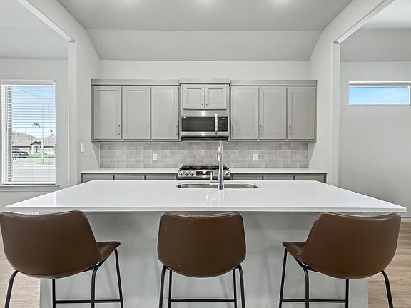 2nd image of 7001 25th St