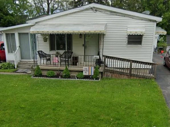 1185 Decamp St, Burton, MI 48529