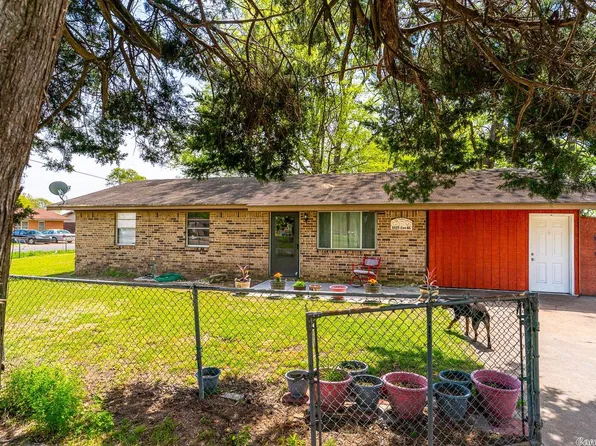 1610 Cox St, Newport, AR 72112