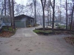 27108 Lake Dr, Lawton, MI 49065