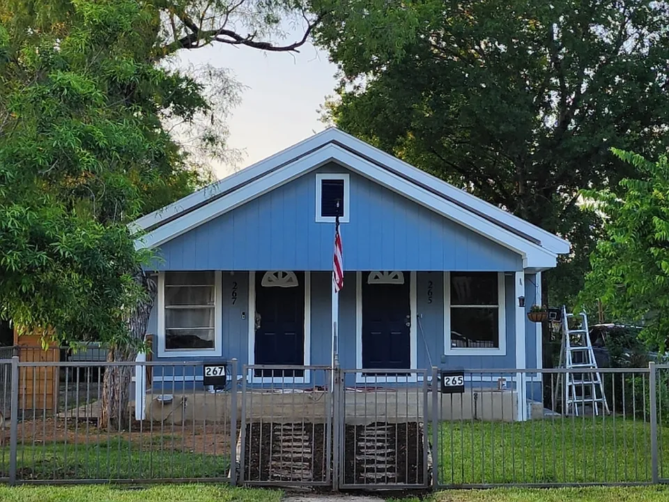 265 Rosebud Ln