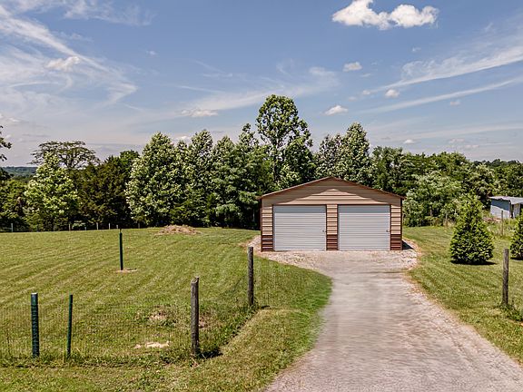 5th image of 3846 New Hope Rd