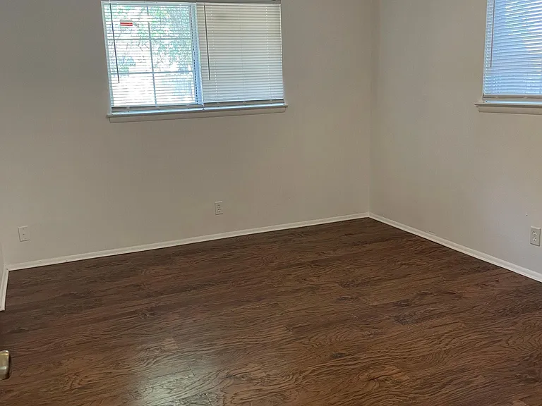 5239 Round Table Dr — Photo 7