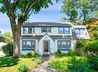 3 Sarven Ct, Tarrytown, NY 10591