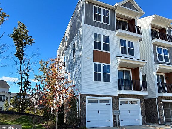 2nd image of 248 Violet Way #2