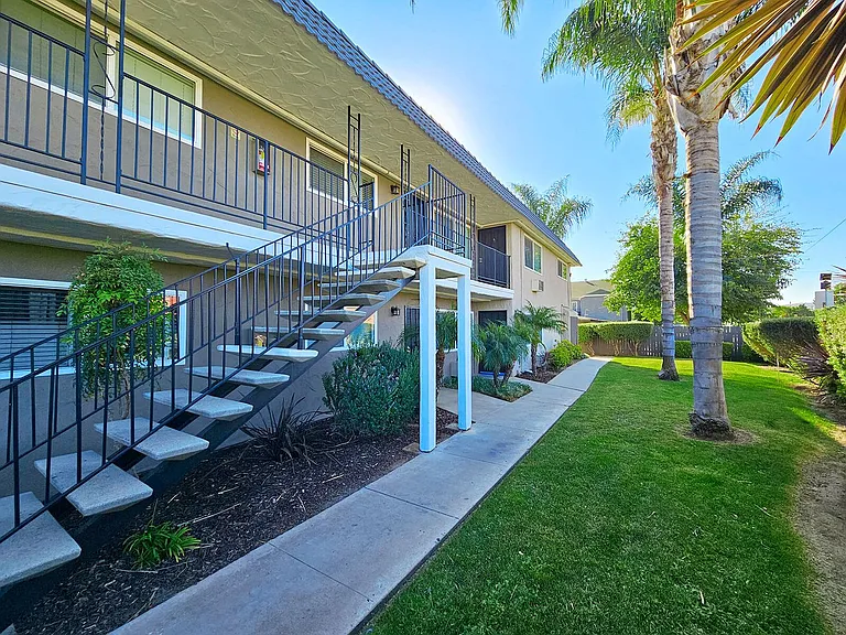 Mapleview Apt. Homes — Photo 9