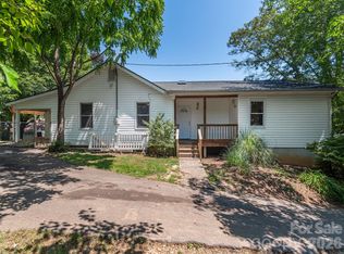 20 Spring Dr, Asheville, NC 28806