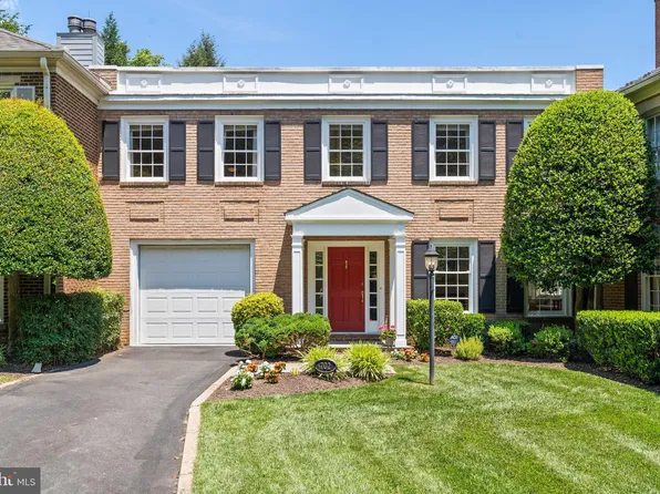 702 Blueberry Hill Rd, McLean, VA 22101