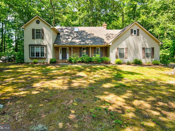 89 Pine Valley Rd, Dover, DE 19904