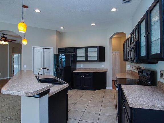4th image of 7003 Cohasset Cir