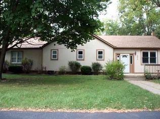 6374 Andersonville Rd, Waterford, MI 48329