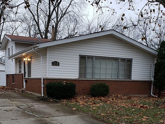 2nd image of 315 Springfield St