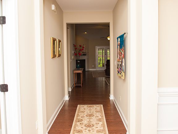 3rd image of 429 Red Door Dr