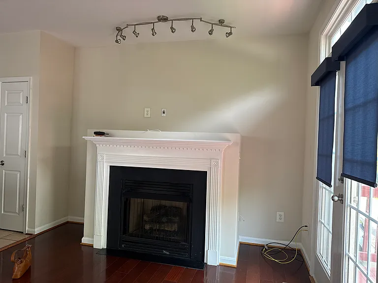 44293 Suscon Sq — Photo 18