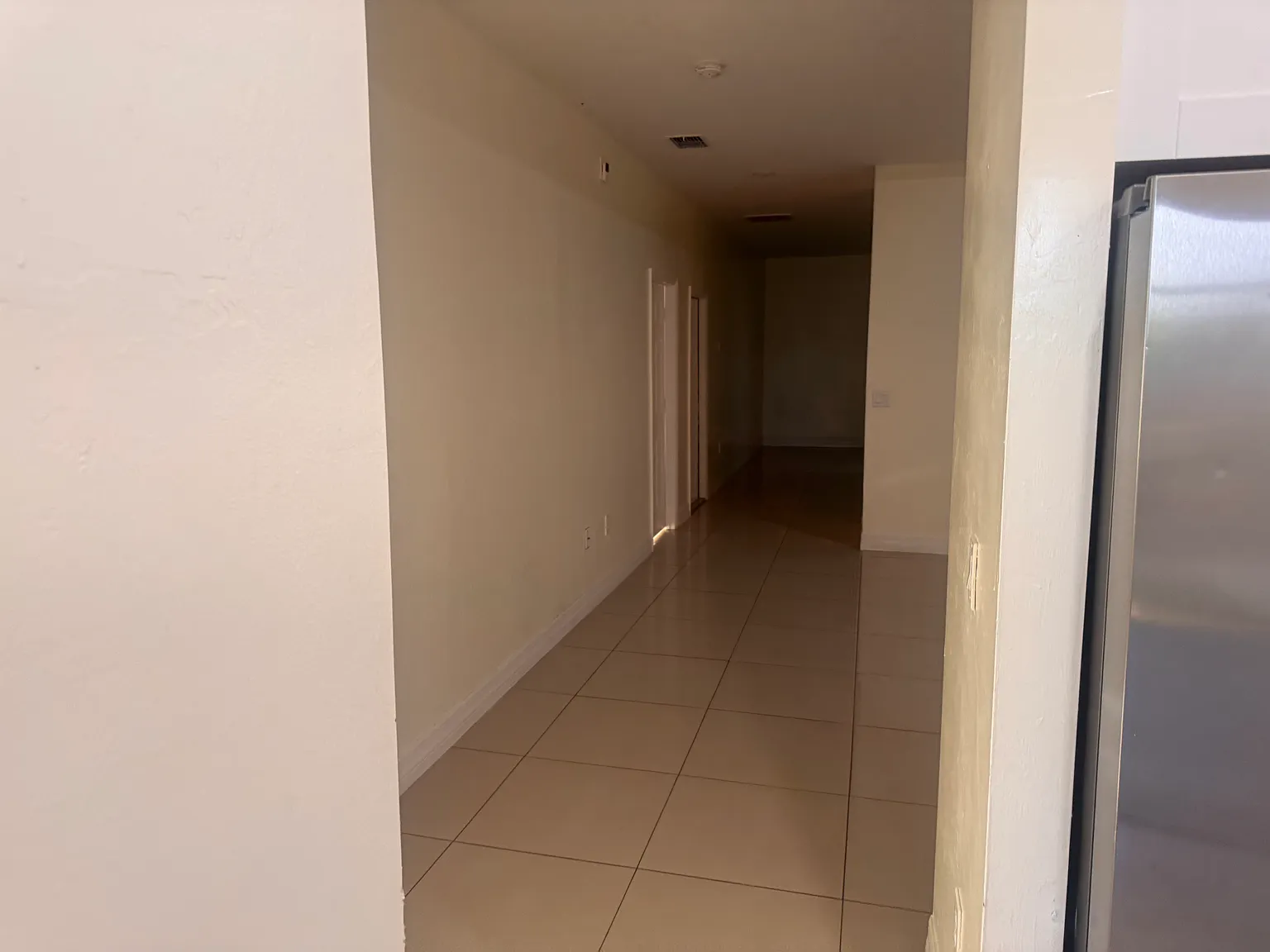 3 bed, $2,000 — Photo 4