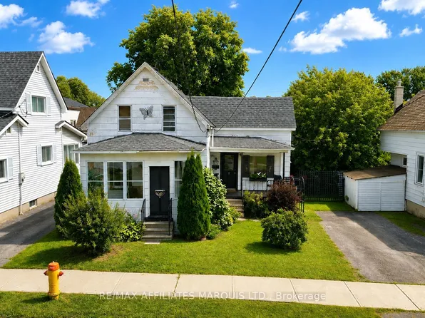 521 Burton Ave, Cornwall, ON K6J 3Y3