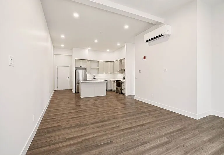 21806 E Indiana Ave #202 — Photo 5