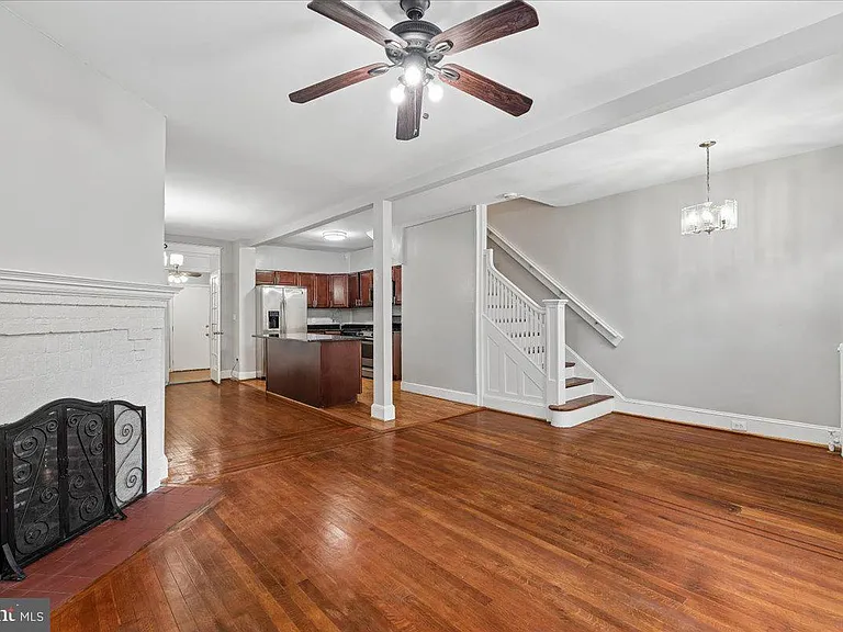 4605 Georgia Ave NW — Photo 4