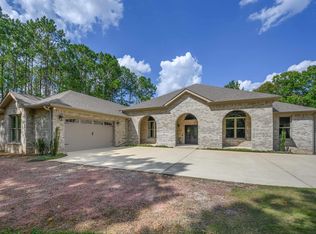 411 Lake Ridge Dr, Helena, AL 35080