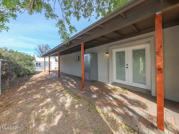 213 E Blacklidge Dr, Tucson, AZ 85705