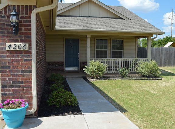 2nd image of 4206 W Aggie Dr