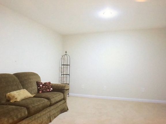 5th image of 9032 McNair Dr