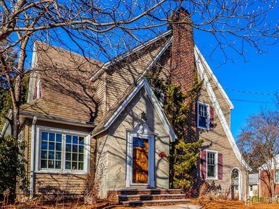 39 Clarendon Ct, Metuchen, NJ, 08840