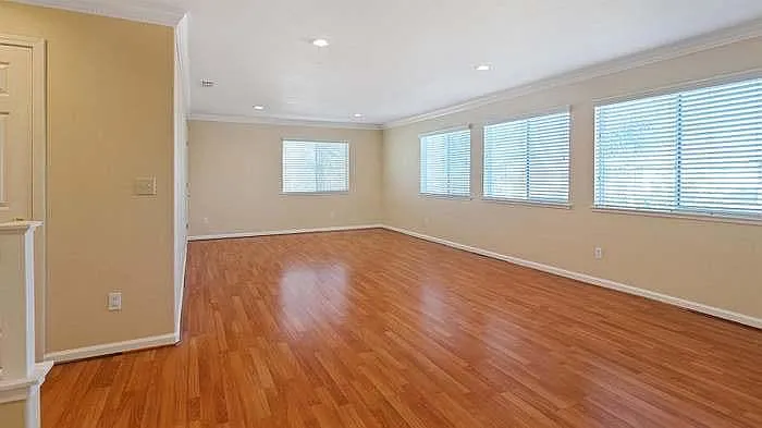 4594 Crabapple Ct — Photo 15
