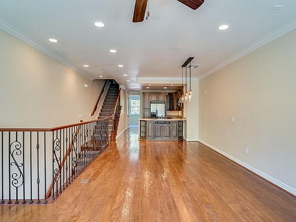 3rd image of 4421 N 24th Pl